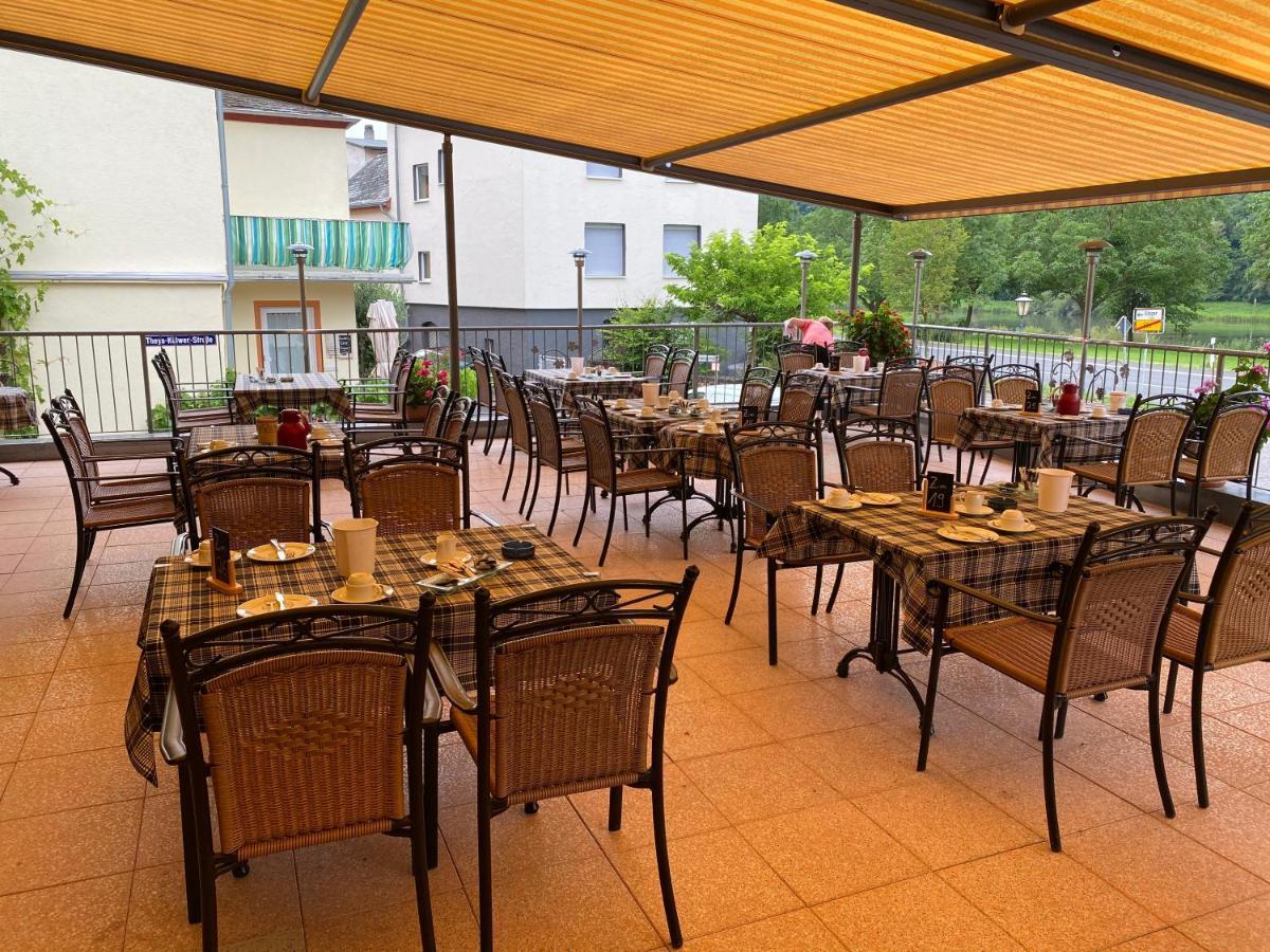Hotel Moselterrasse Ediger-Eller Zewnętrze zdjęcie