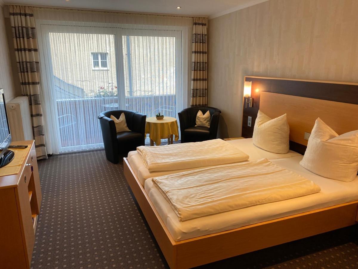 Hotel Moselterrasse Ediger-Eller Zewnętrze zdjęcie